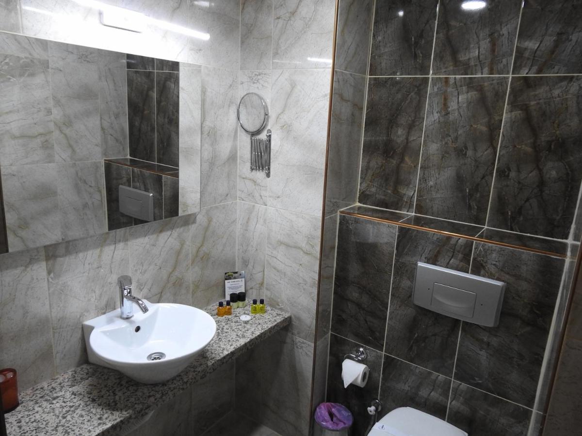 Inn Town Hotel Εσκίσεχιρ Εξωτερικό φωτογραφία